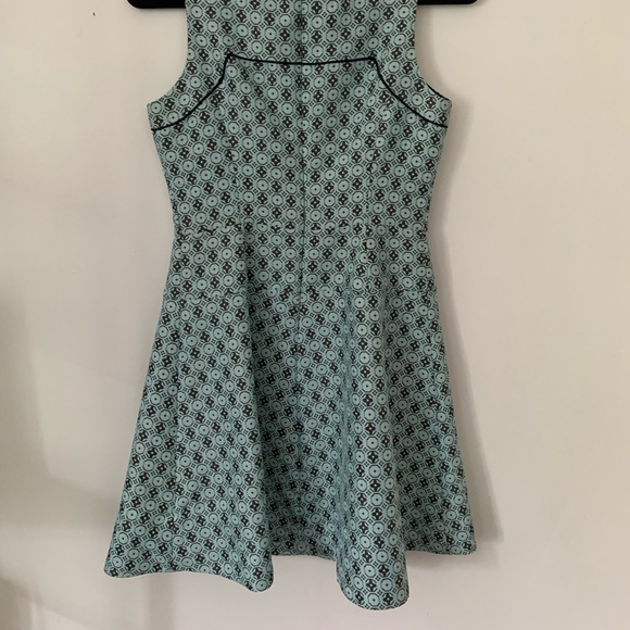 Club Monaco dress (size 2) - Picture 3 of 4
